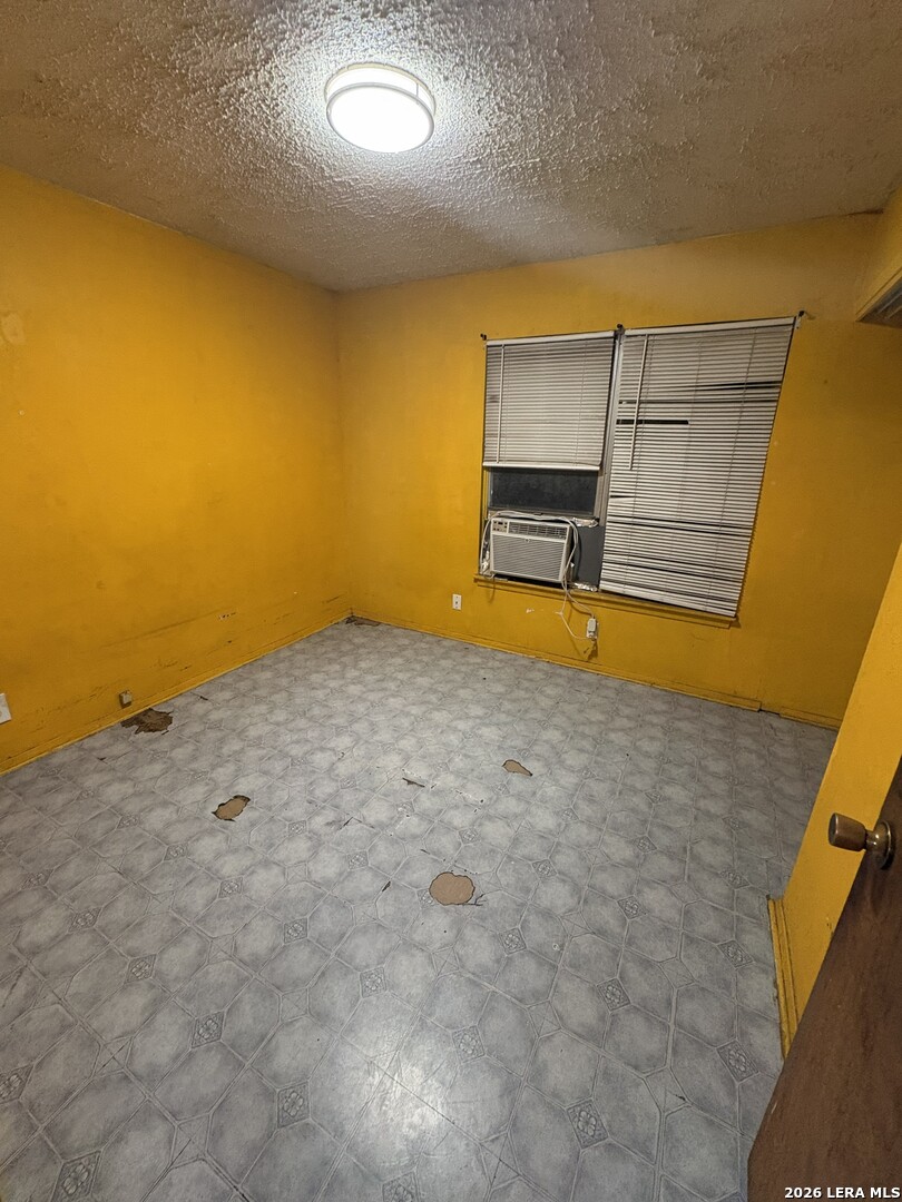 419 Upland Road San Antonio TX 78220