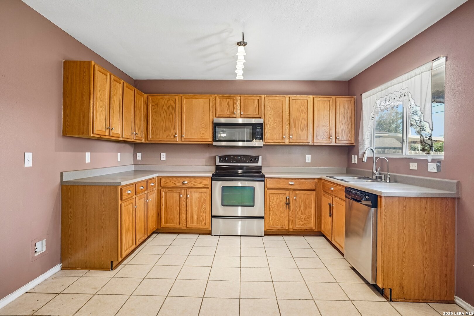 16406 Clydesdale Run Selma TX 78154