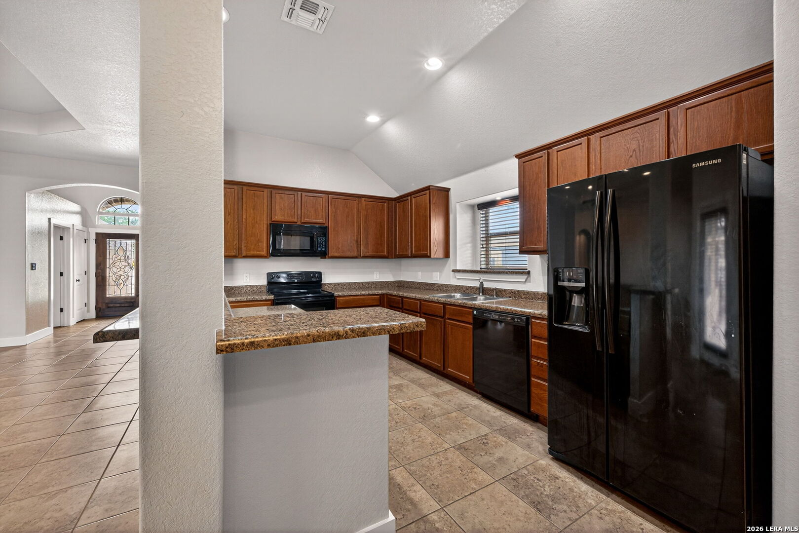 1835 Lost Trail Pleasanton TX 78064