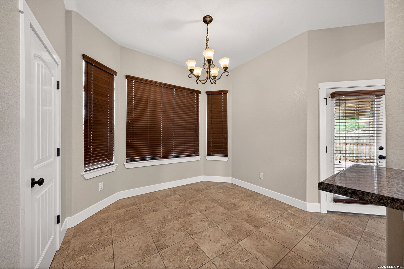 1835 Lost Trail Pleasanton TX 78064