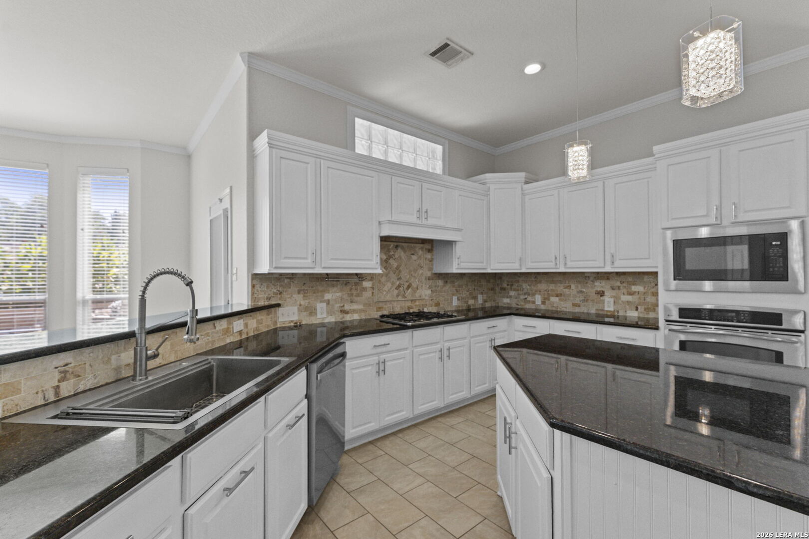 38 Sable Valley San Antonio TX 78258