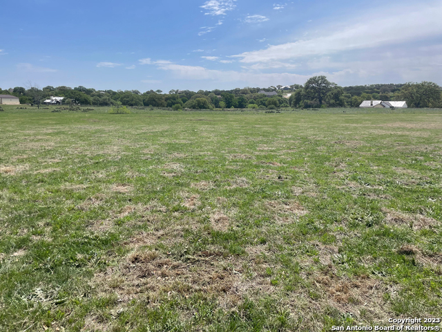 327 Salt Grass Trail Bandera TX 78003