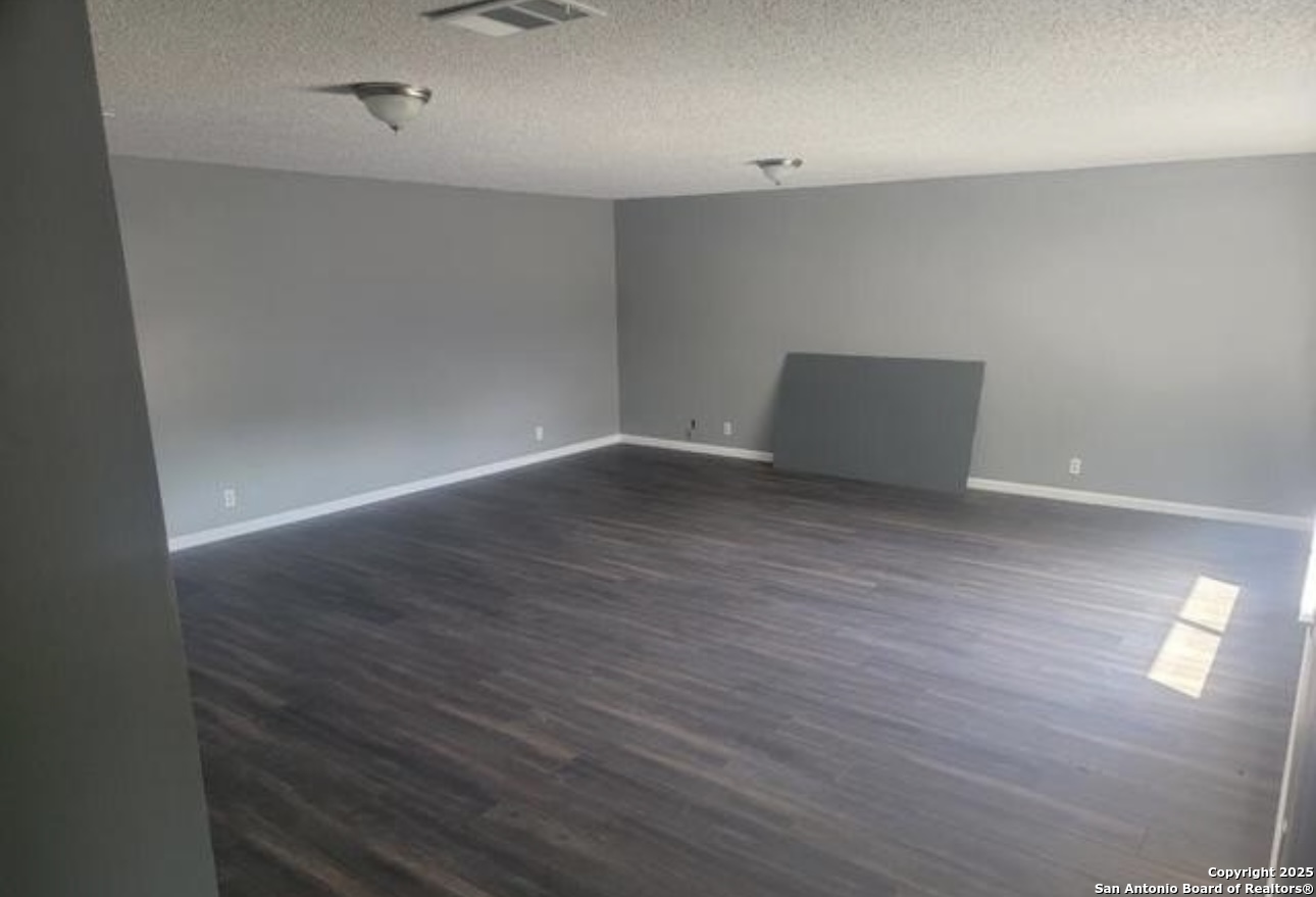 1127 Arrowhead San Antonio TX 78245