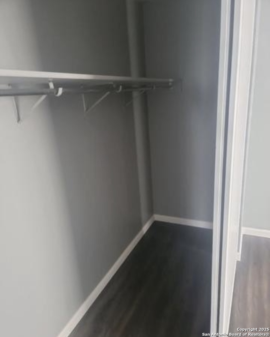 1127 Arrowhead San Antonio TX 78245
