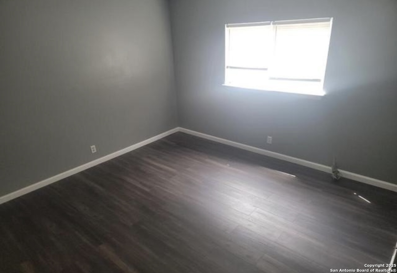 1127 Arrowhead San Antonio TX 78245
