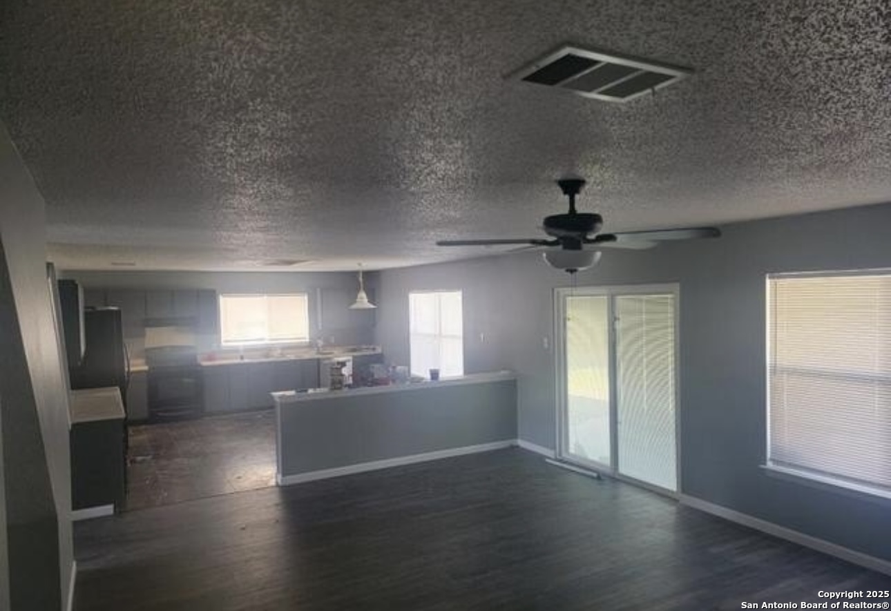 1127 Arrowhead San Antonio TX 78245