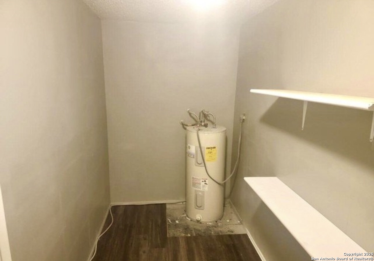 1127 Arrowhead San Antonio TX 78245