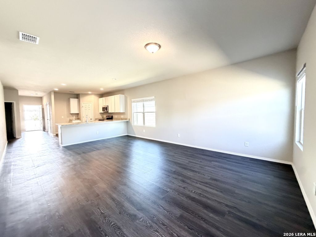 3215 Farm Oak San Antonio TX 78223