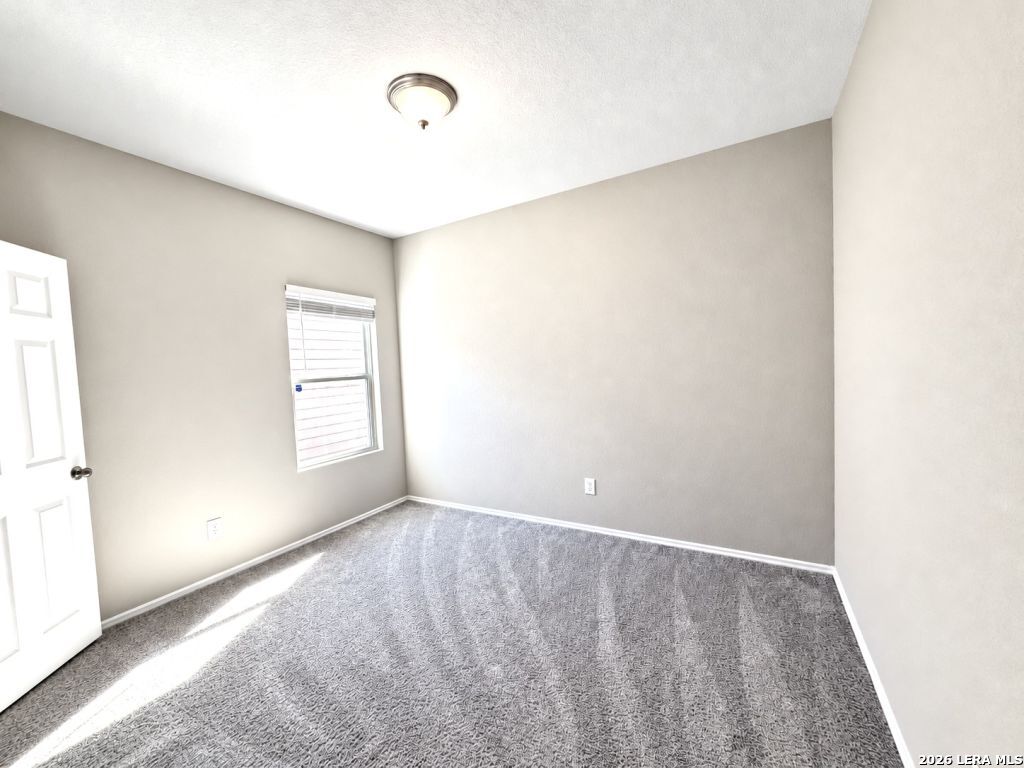 3215 Farm Oak San Antonio TX 78223