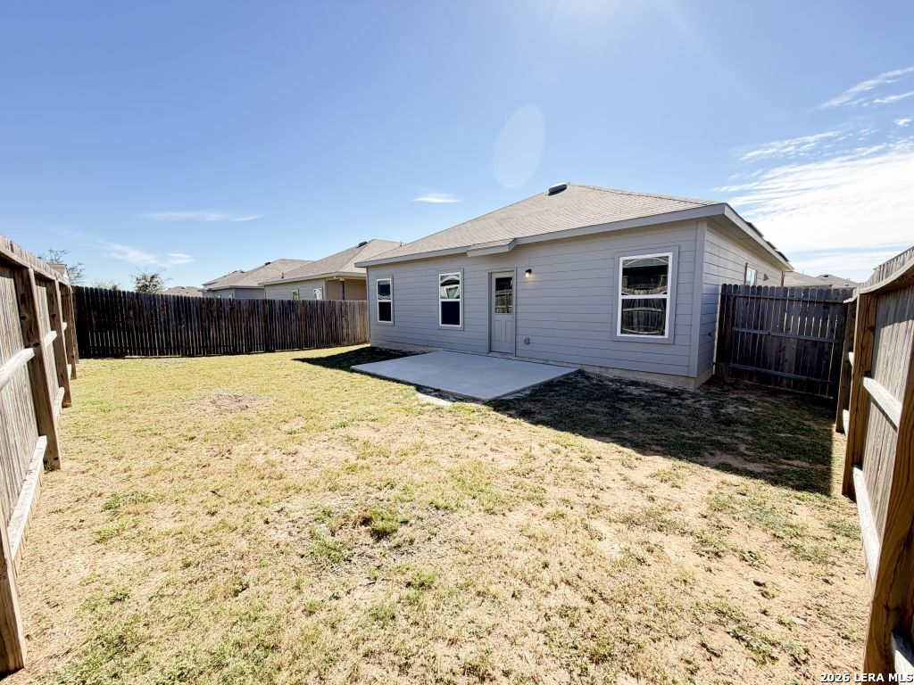 3215 Farm Oak San Antonio TX 78223