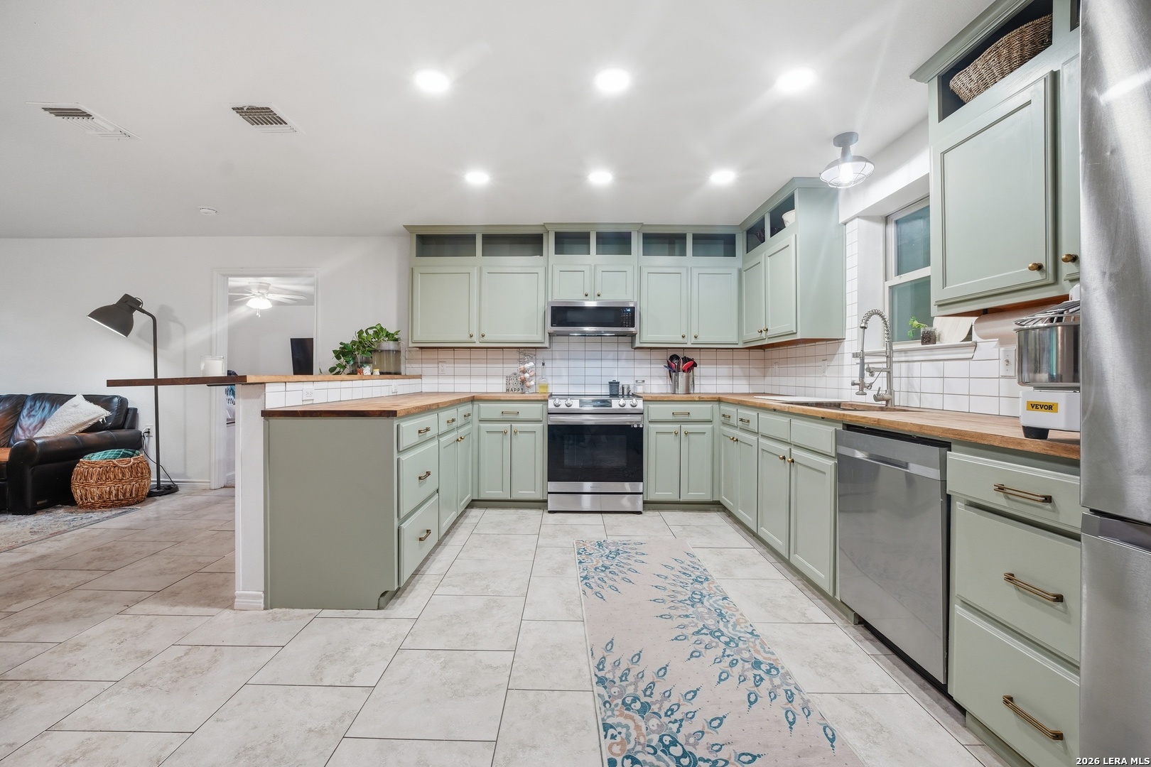 7165 E Highway 190 Lampasas TX 76550