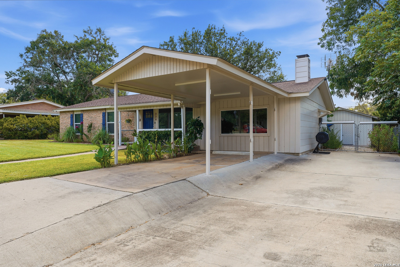228 S Ponton Street Gonzales TX 78629