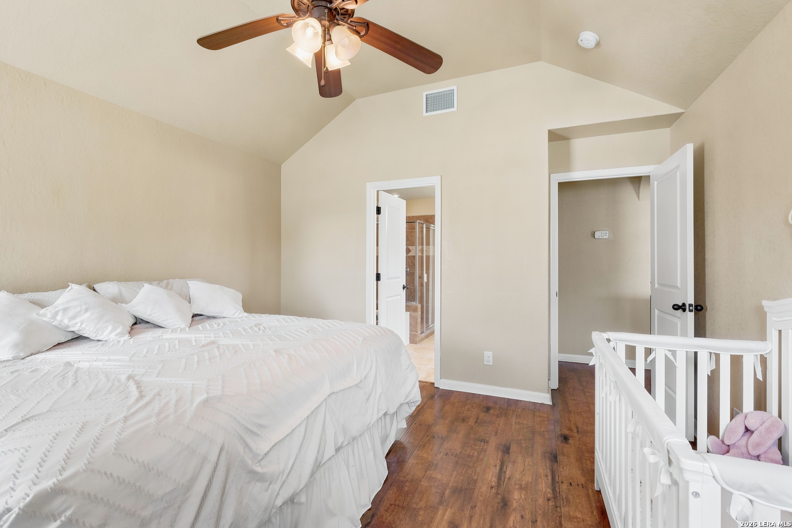 104 E 16th Street Hondo TX 78861