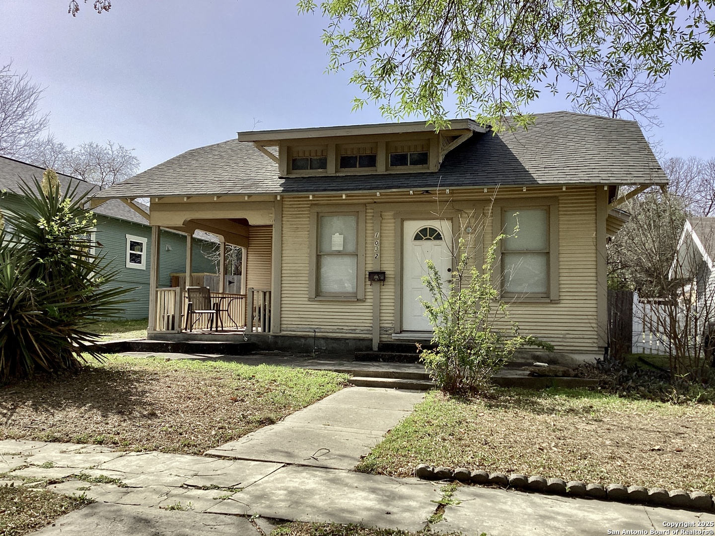 1032 W Kings Highway San Antonio TX 78201