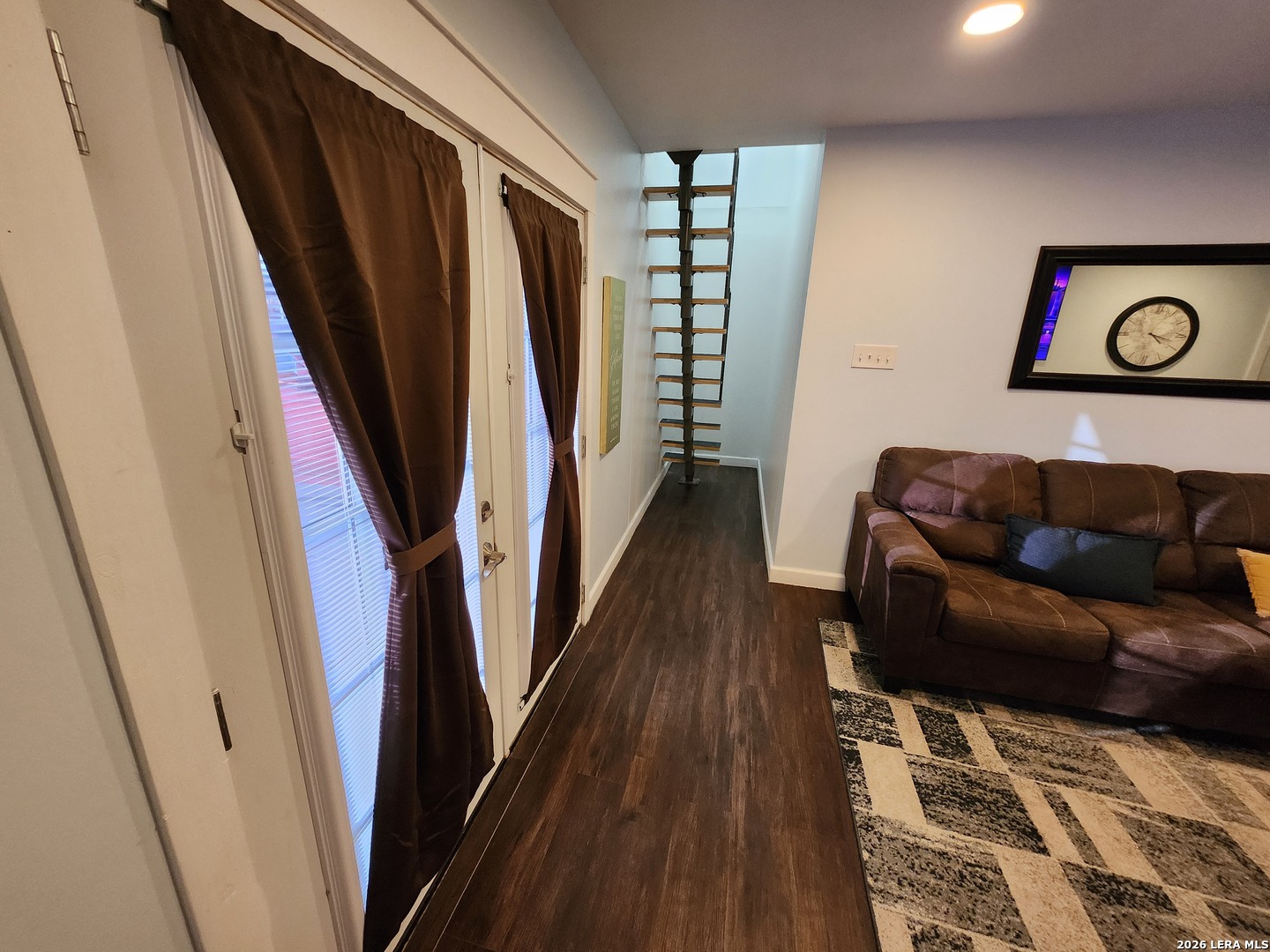 1916 N Main Street Del Rio TX 78840