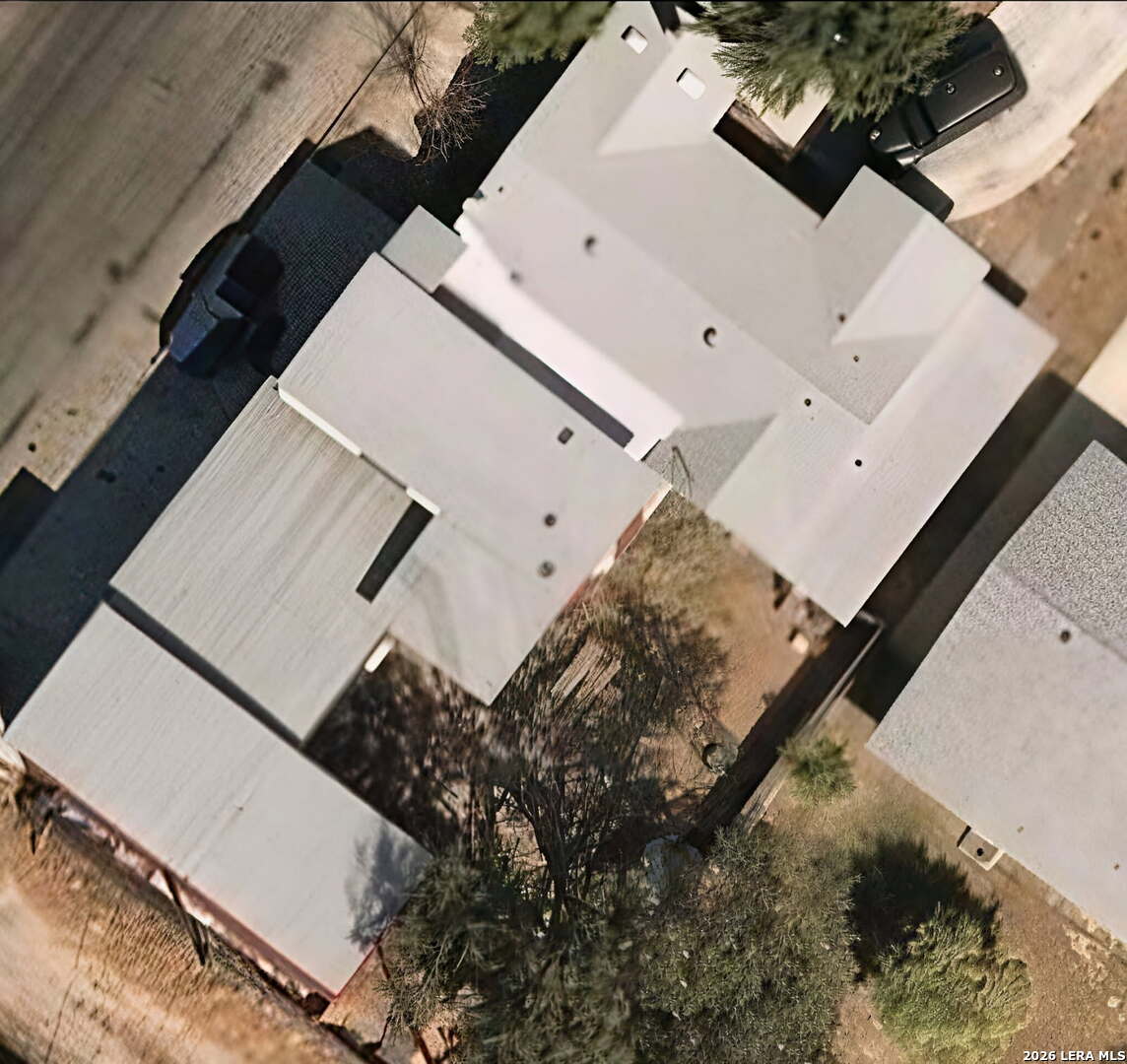 1916 N Main Street Del Rio TX 78840