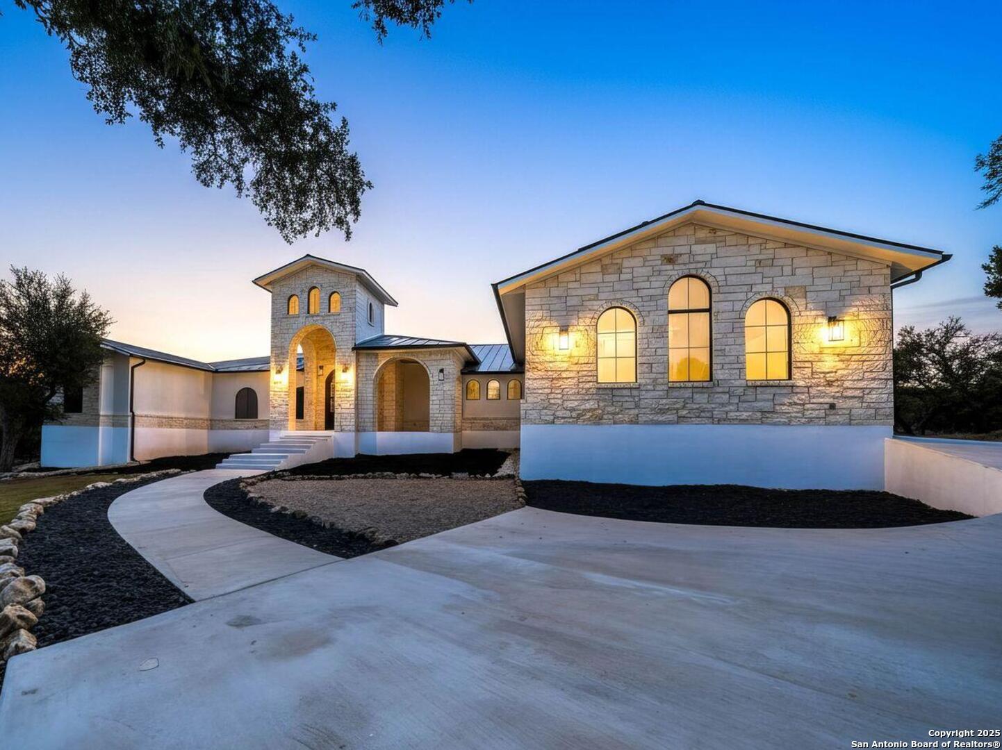 1954 Venezia New Braunfels TX 78132