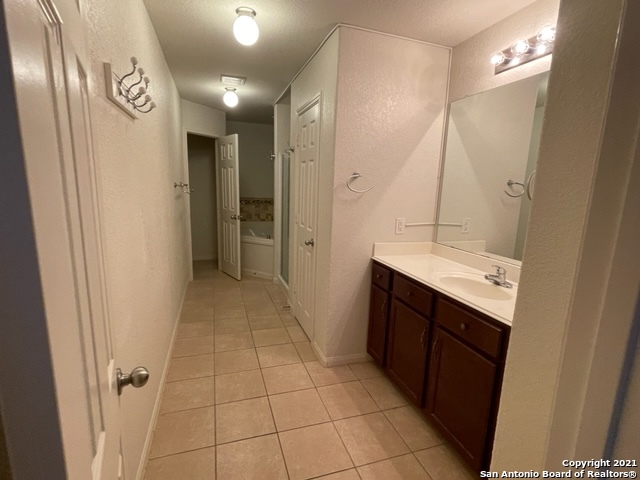 11830 Luckey Vista San Antonio TX 78252