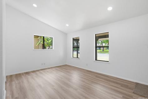 6206 Cherrywest Circle San Antonio TX 78240