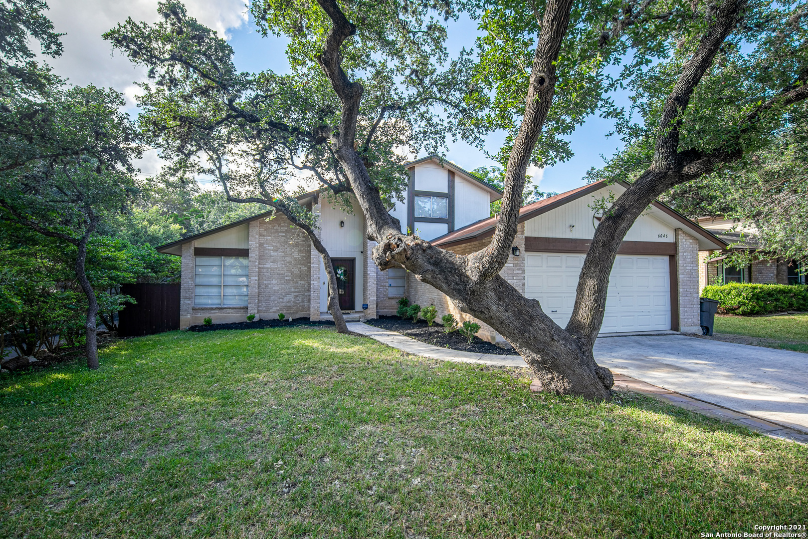 6046 Bloomwood Street San Antonio TX 78249