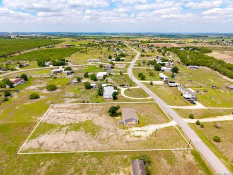 407 High Ridge Drive Seguin TX 78155