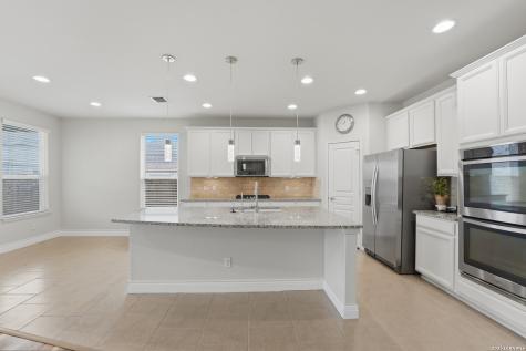 2754 Ridge Heights New Braunfels TX 78130