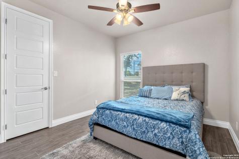221 Cibolo Ridge Drive La Vernia TX 78121