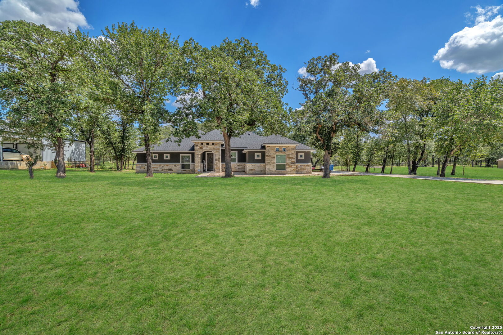 221 Cibolo Ridge Drive La Vernia TX 78121