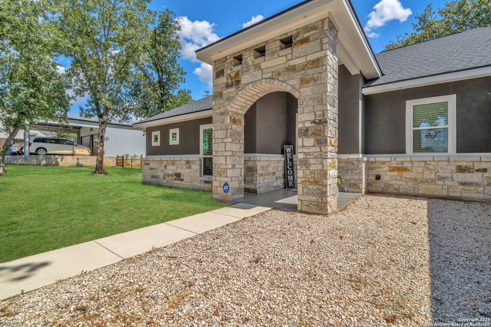 221 Cibolo Ridge Drive La Vernia TX 78121