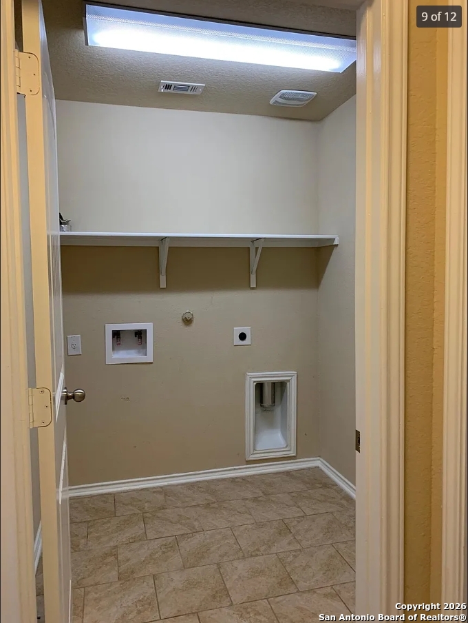 1724 Emerald Edge San Antonio TX 78245