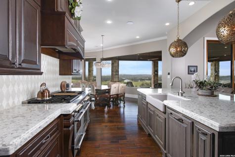325 River Ridge Spring Branch TX 78070