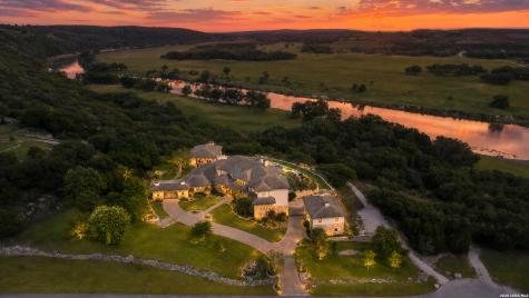 325 River Ridge Spring Branch TX 78070