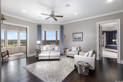 325 River Ridge Spring Branch TX 78070