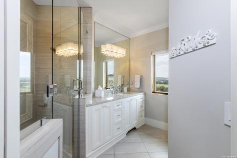 325 River Ridge Spring Branch TX 78070