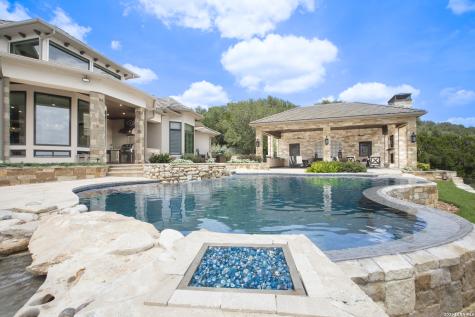 325 River Ridge Spring Branch TX 78070