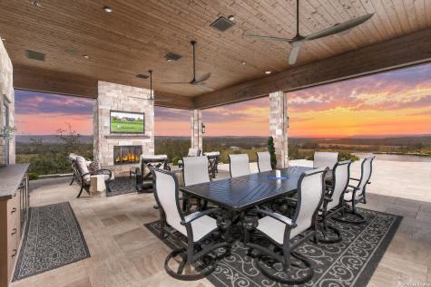 325 River Ridge Spring Branch TX 78070