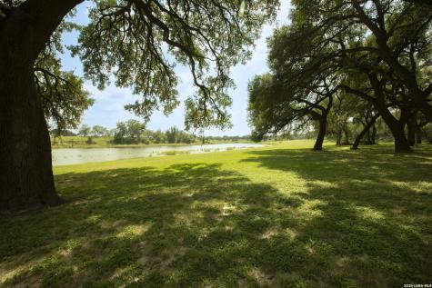 325 River Ridge Spring Branch TX 78070
