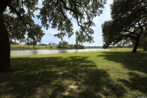 325 River Ridge Spring Branch TX 78070