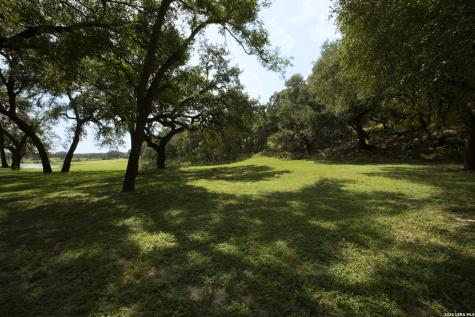 325 River Ridge Spring Branch TX 78070