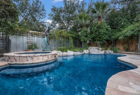 420 Meadowbrook Drive San Antonio TX 78232