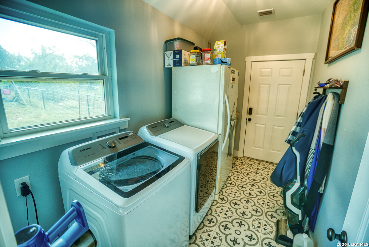 4223 State Highway 173 S Bandera TX 78003