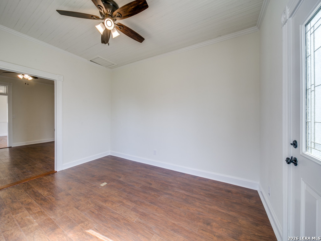 824 5a-2 High Street Comfort TX 78624