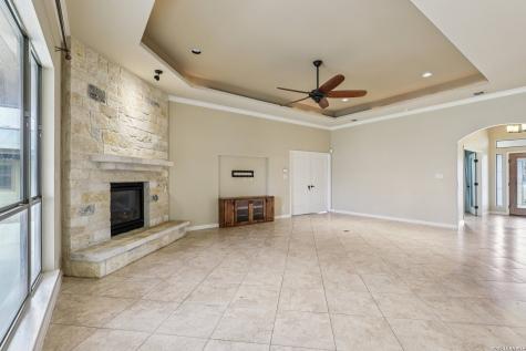 197 Vintage Ranch La Vernia TX 78121
