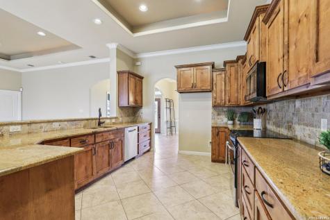 197 Vintage Ranch La Vernia TX 78121