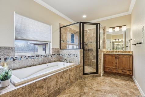 197 Vintage Ranch La Vernia TX 78121