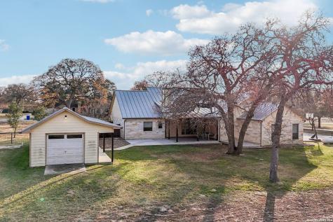 197 Vintage Ranch La Vernia TX 78121