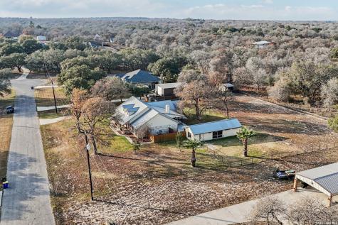 197 Vintage Ranch La Vernia TX 78121