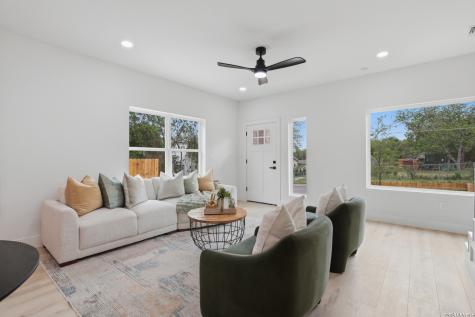 2111 Virginia Boulevard #102 San Antonio TX 78203