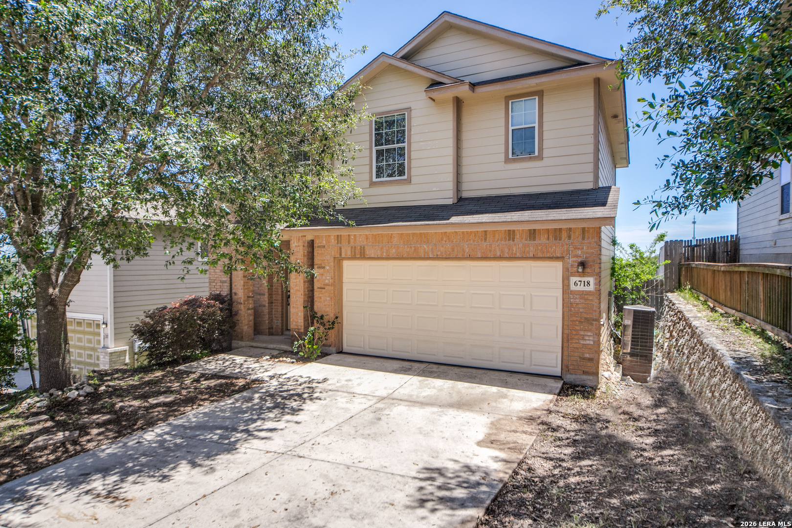 6718 Loma Secca San Antonio TX 78233
