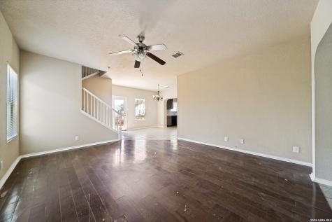 6718 Loma Secca San Antonio TX 78233